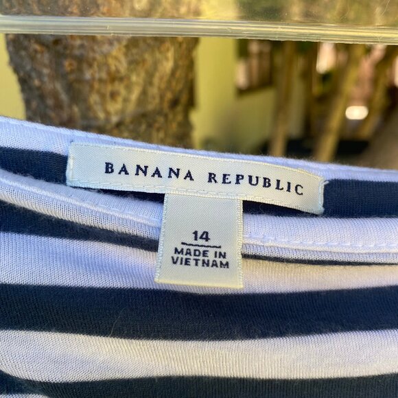 Women's Banana Republic 3 tiered Blue and White Striped Skirt Size 14 - Picture 2 of 8